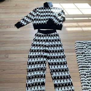 SHEIN houndstooth sweater and pant set size SMALL